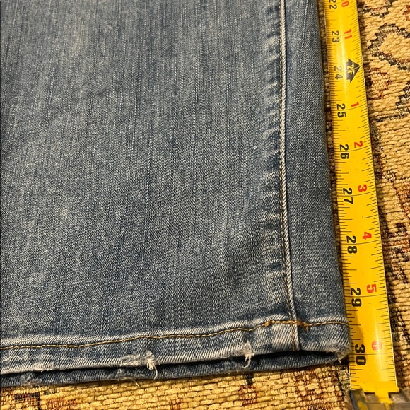 24/7 woman’s distressed jeans plus size 26 - Picture 6 of 10